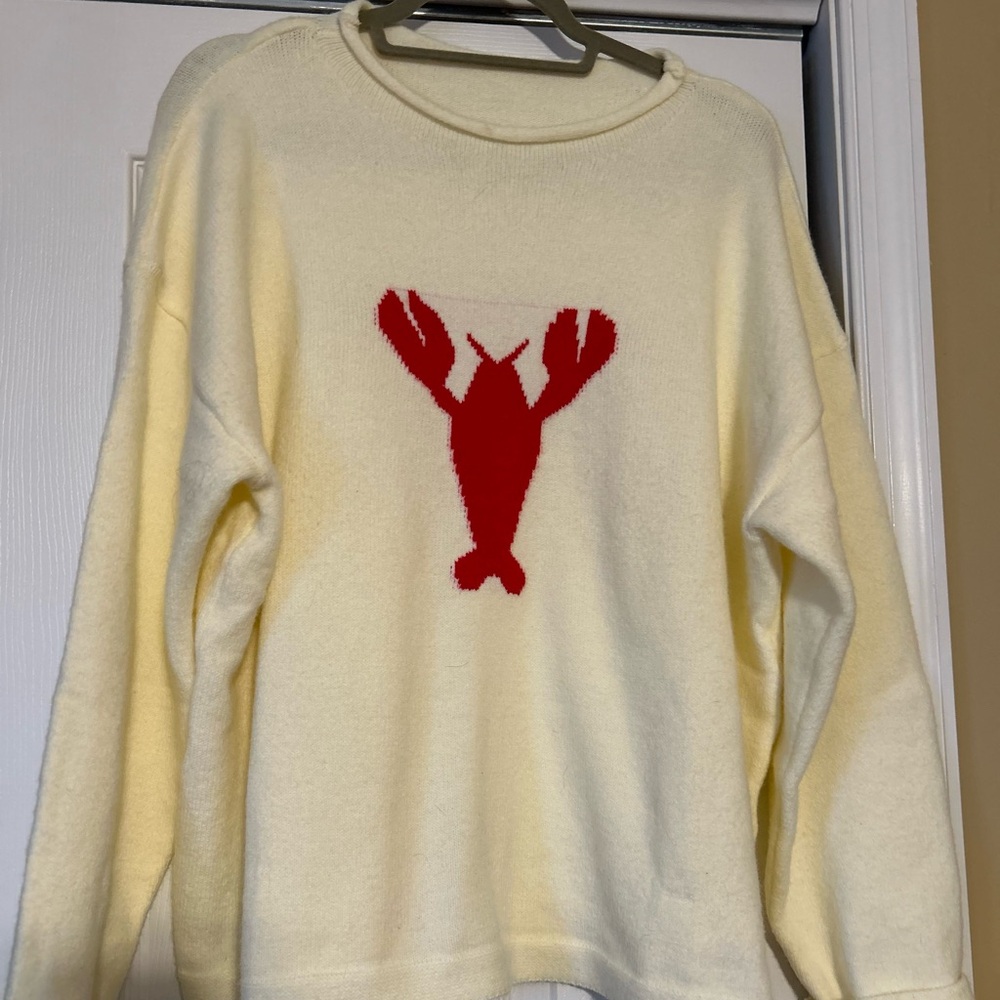 Cream Sweater with Red Lobster Motif XXL